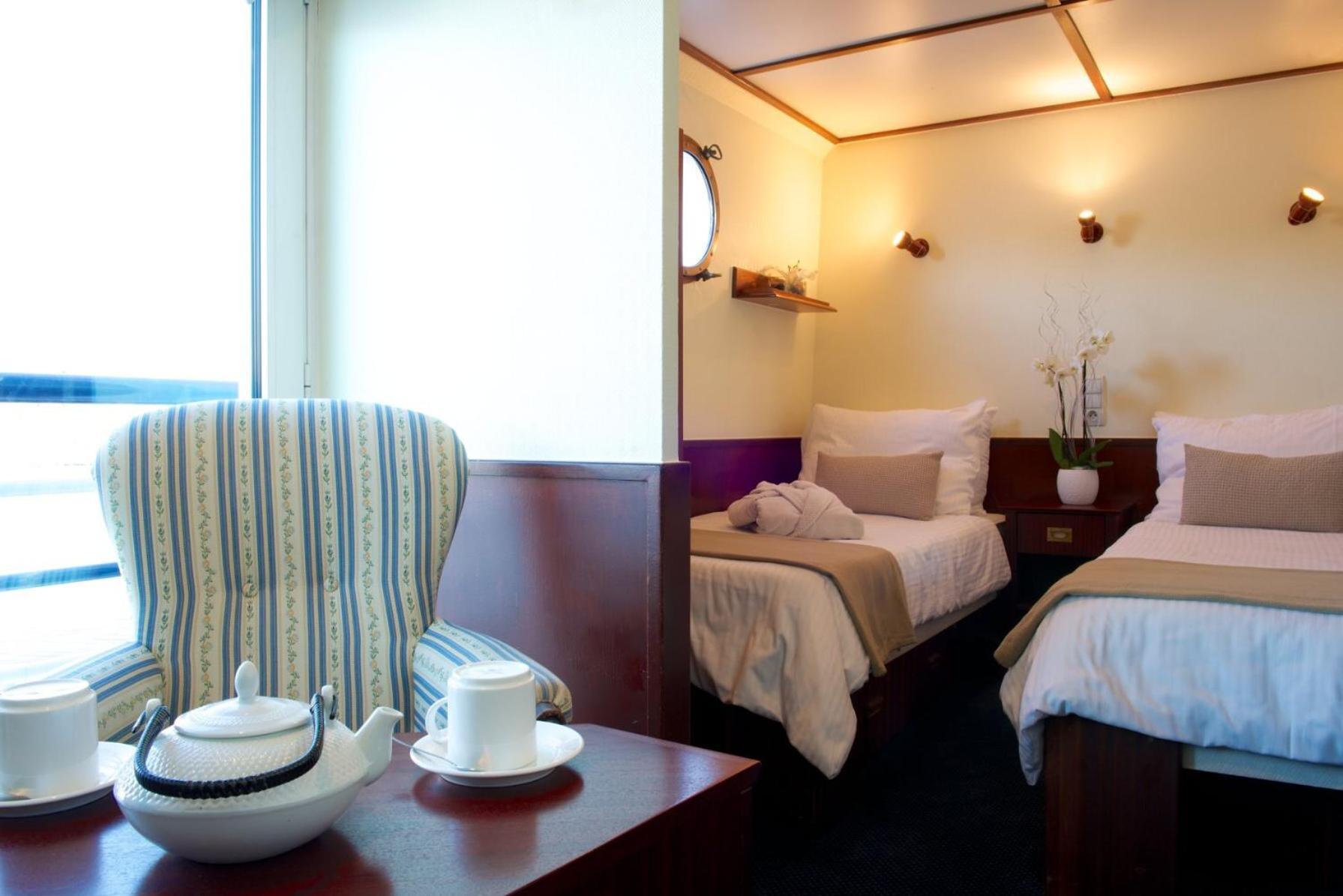 Bateau Hotel A Quai Le Chardonnay Avignon Zimmer foto